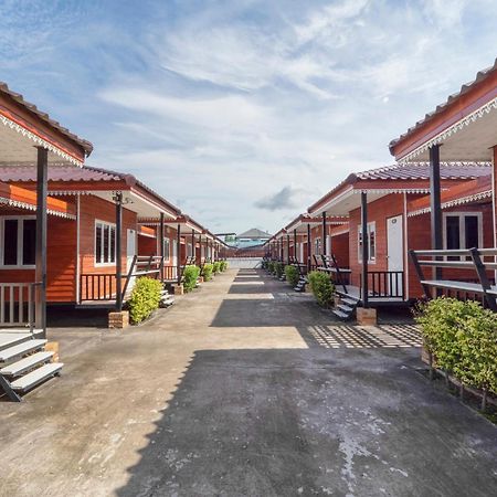 Oyo 1166 Train Way Resort Ban Rai  Luaran gambar