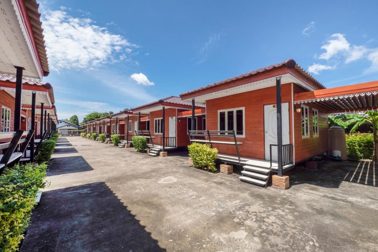 Oyo 1166 Train Way Resort Ban Rai  Luaran gambar