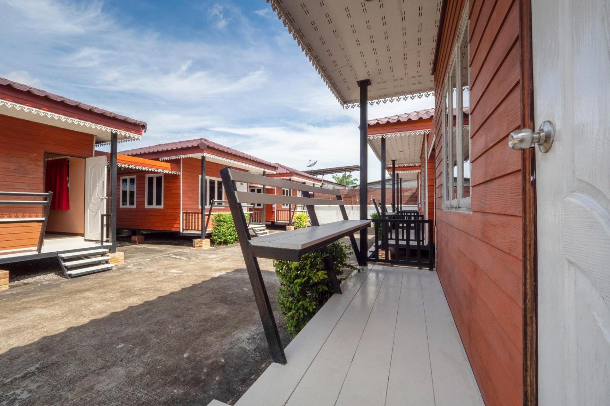 Oyo 1166 Train Way Resort Ban Rai  Luaran gambar